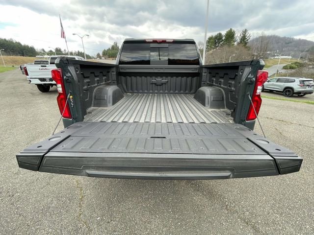 New 2026 Chevrolet Silverado 1500 ZR2 image 11