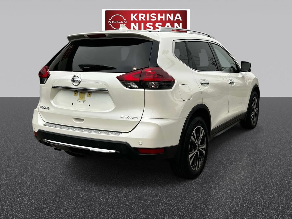 Used 2019 Nissan Rogue SV w/ Sun & Sound Touring Package AWD/4WD image 6