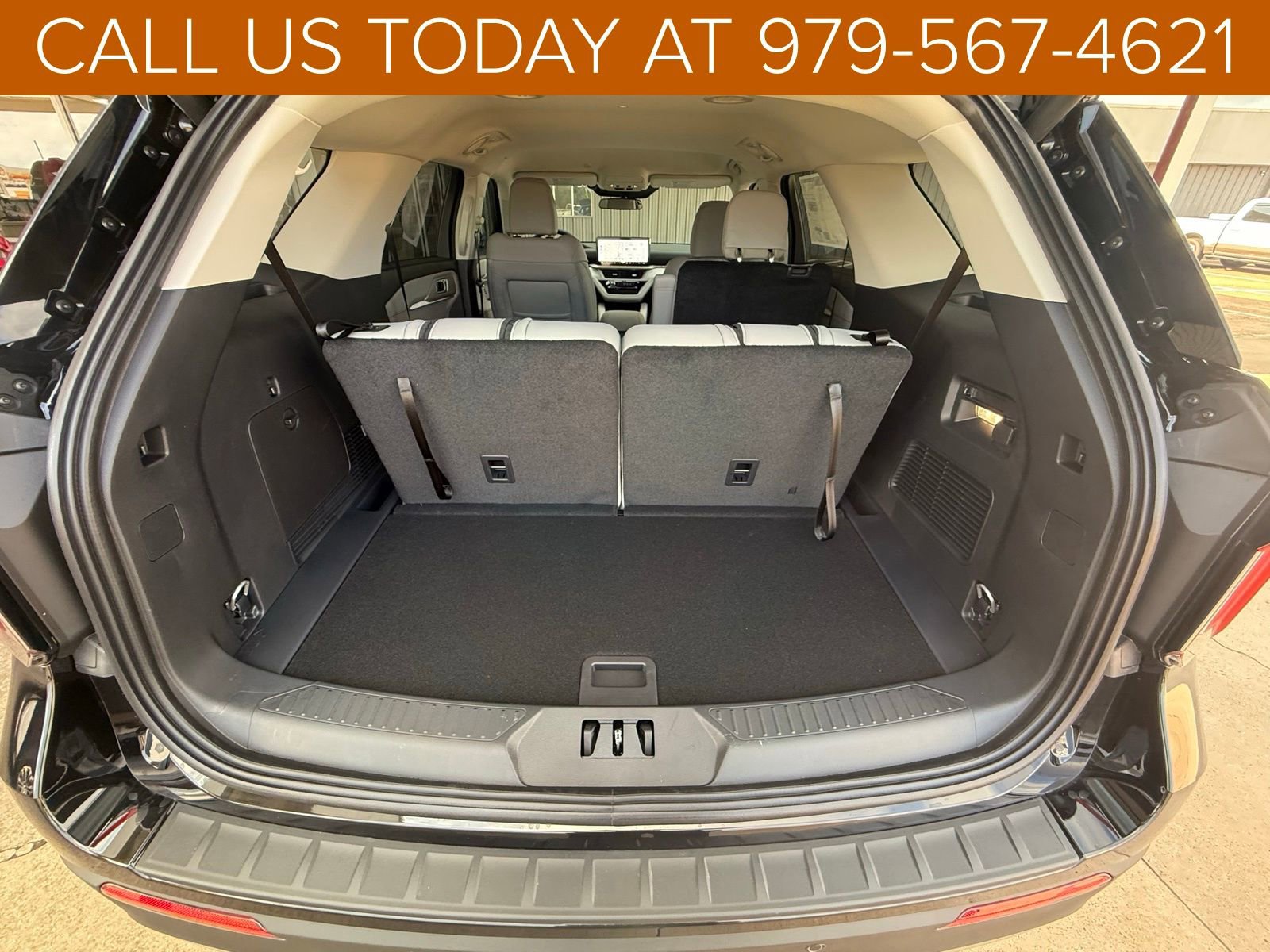 New 2026 Ford Explorer Active image 36