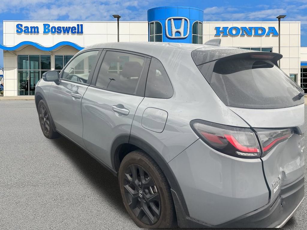 Used 2025 Honda HR-V Sport image 6