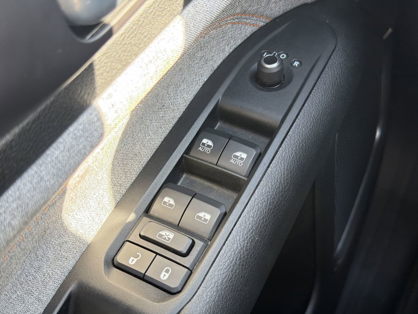 Used 2022 Jeep Compass Sport image 15
