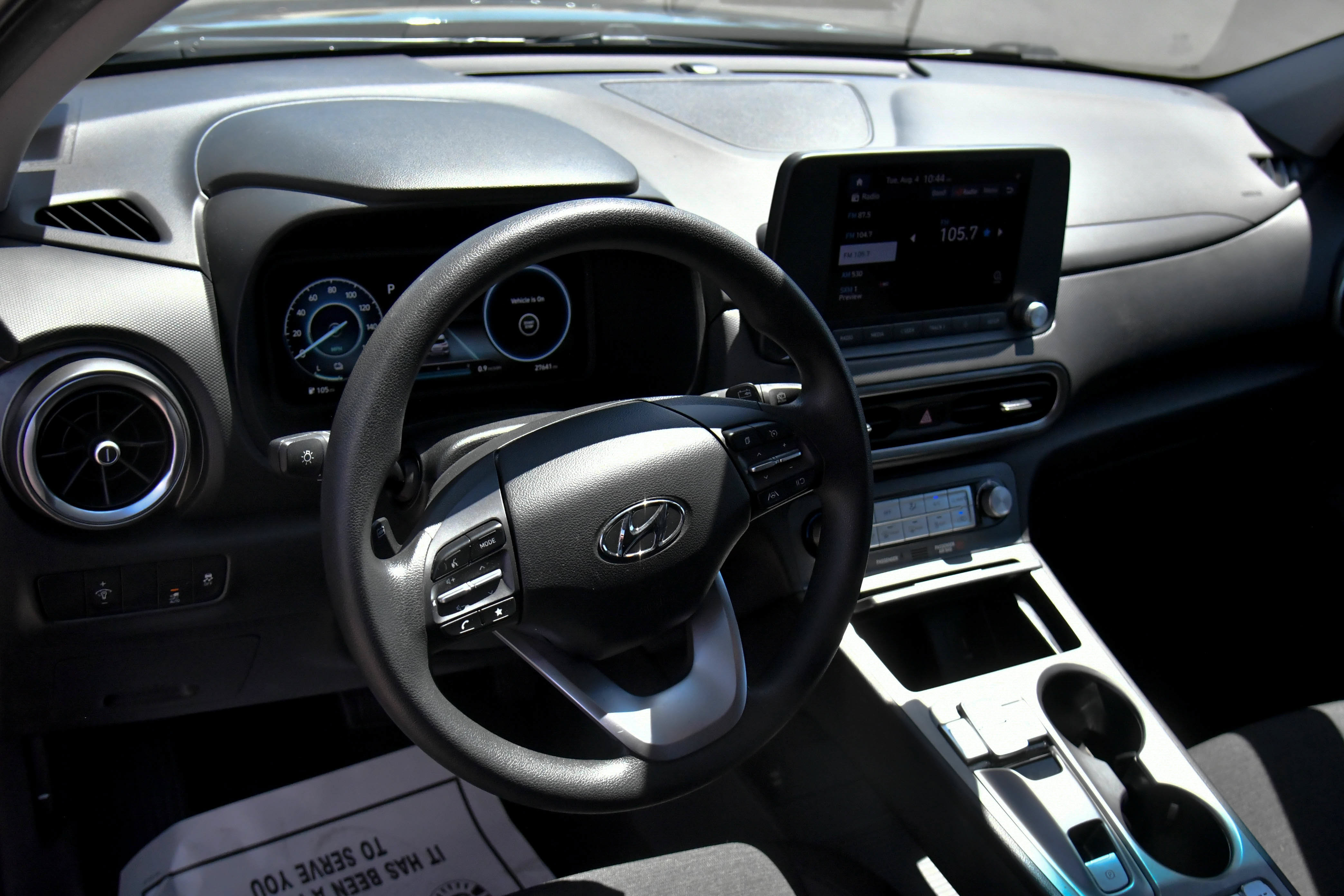 Used 2023 Hyundai Kona SE w/ Cargo Package FWD image 16