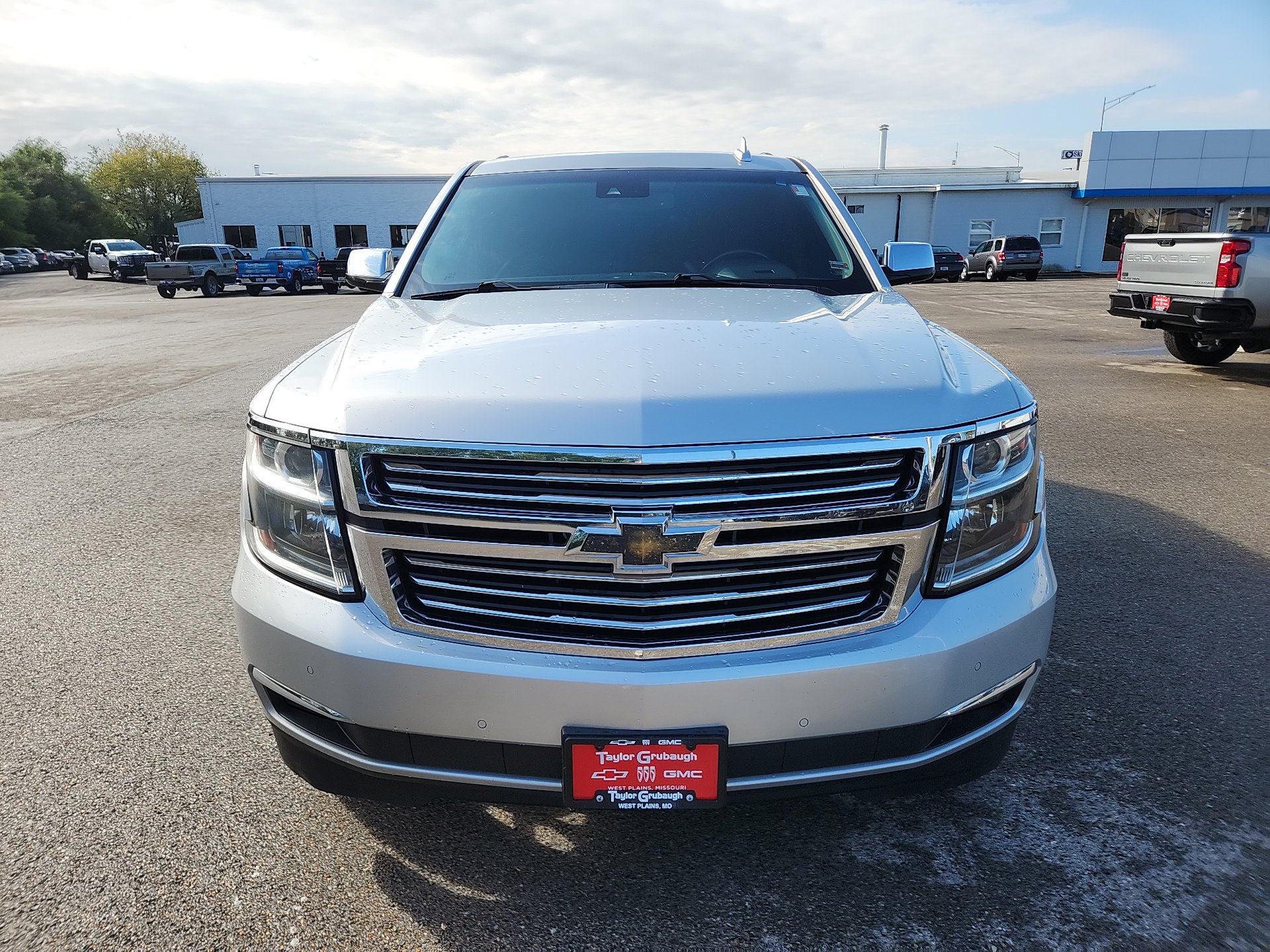Used 2017 Chevrolet Tahoe Premier image 3