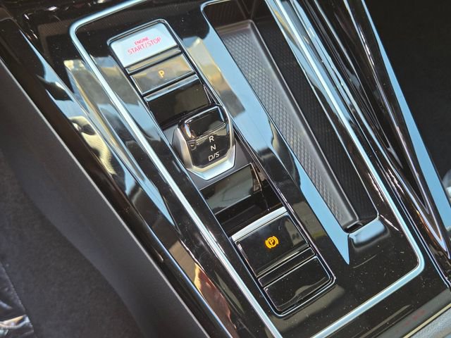 New 2025 Volkswagen GTI SE FWD image 13