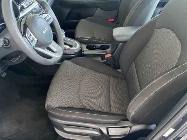 Used 2022 Kia Forte Sedan FWD image 16