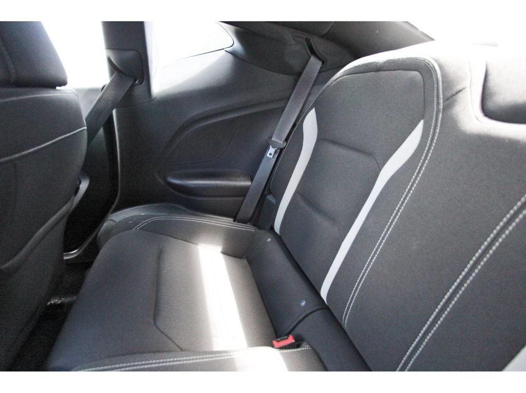 Used 2017 Chevrolet Camaro LT RWD image 12