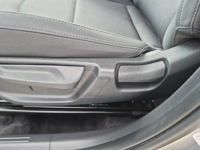 Used 2025 Kia Niro LX FWD image 14