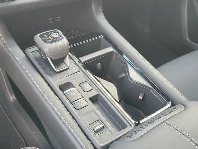 New 2026 Nissan Pathfinder SL w/ SL Premium Package FWD image 19