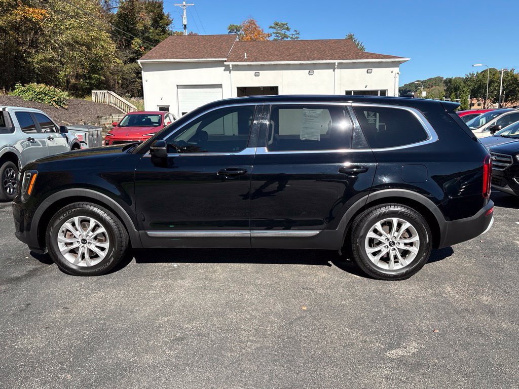 Used 2020 Kia Telluride LX FWD image 2