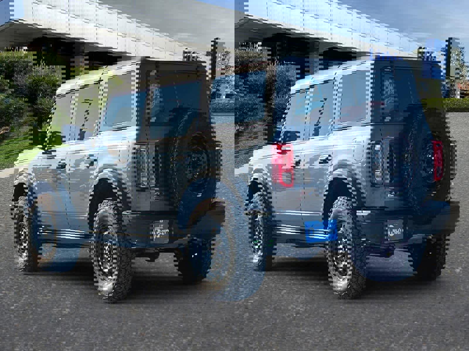 Used 2022 Ford Bronco Black Diamond image 6