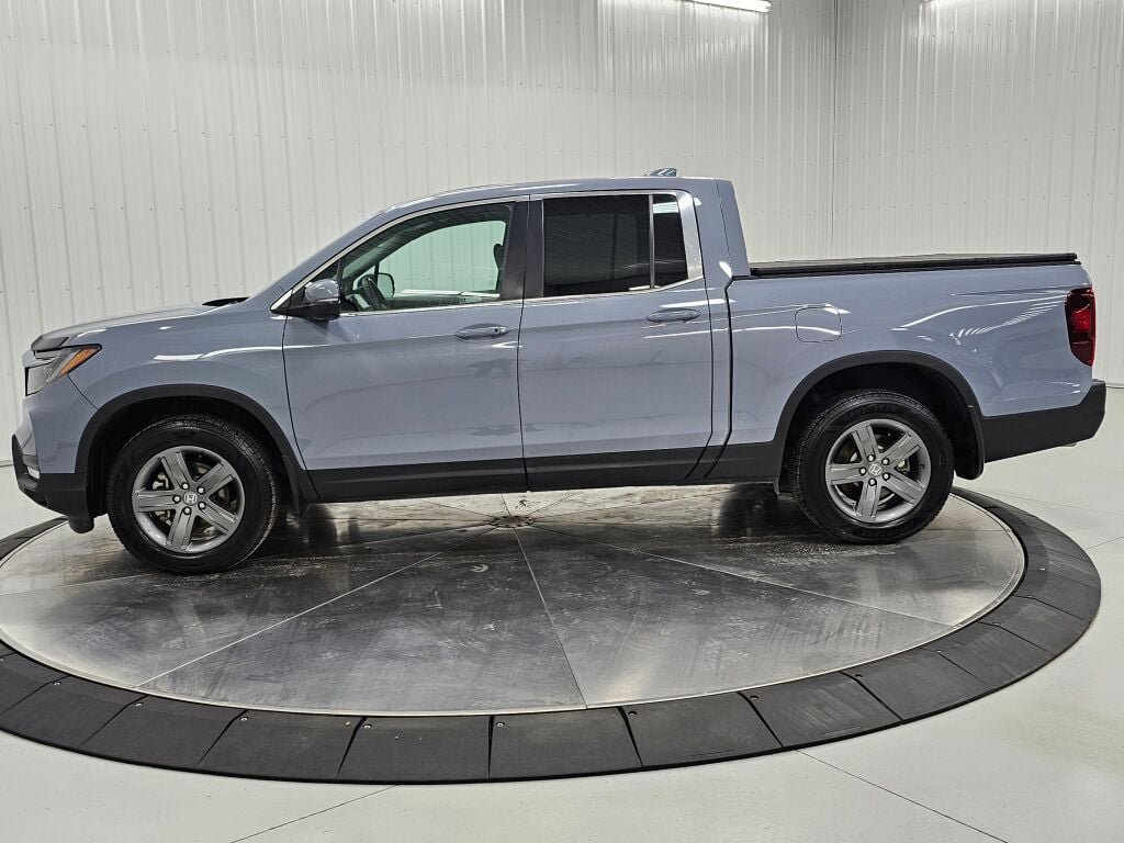 Certified 2023 Honda Ridgeline RTL image 2