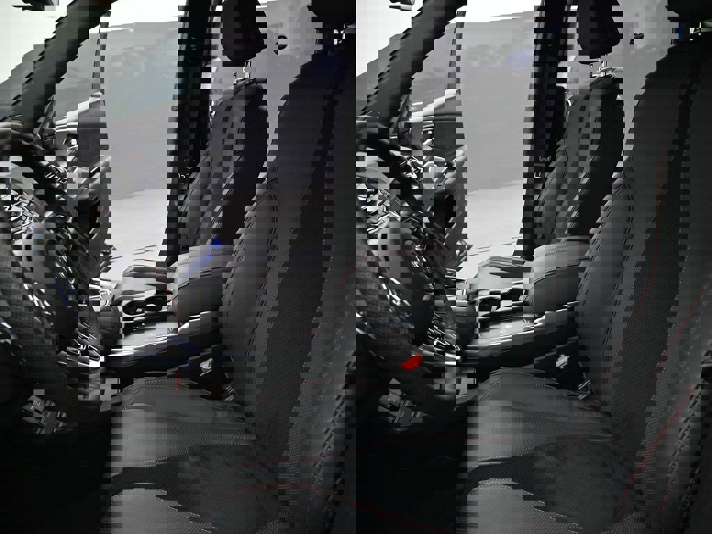 Used 2025 Acura RDX A-Spec image 12