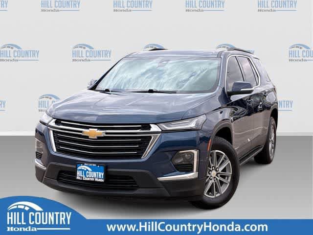Used 2022 Chevrolet Traverse LT w/ LPO, Cargo Package FWD image 1