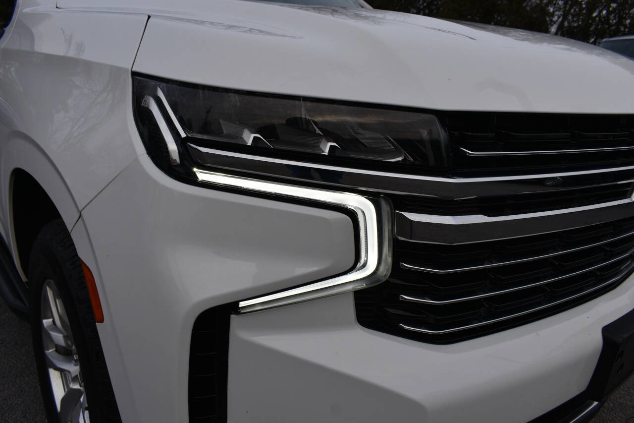 Used 2021 Chevrolet Suburban LT image 38