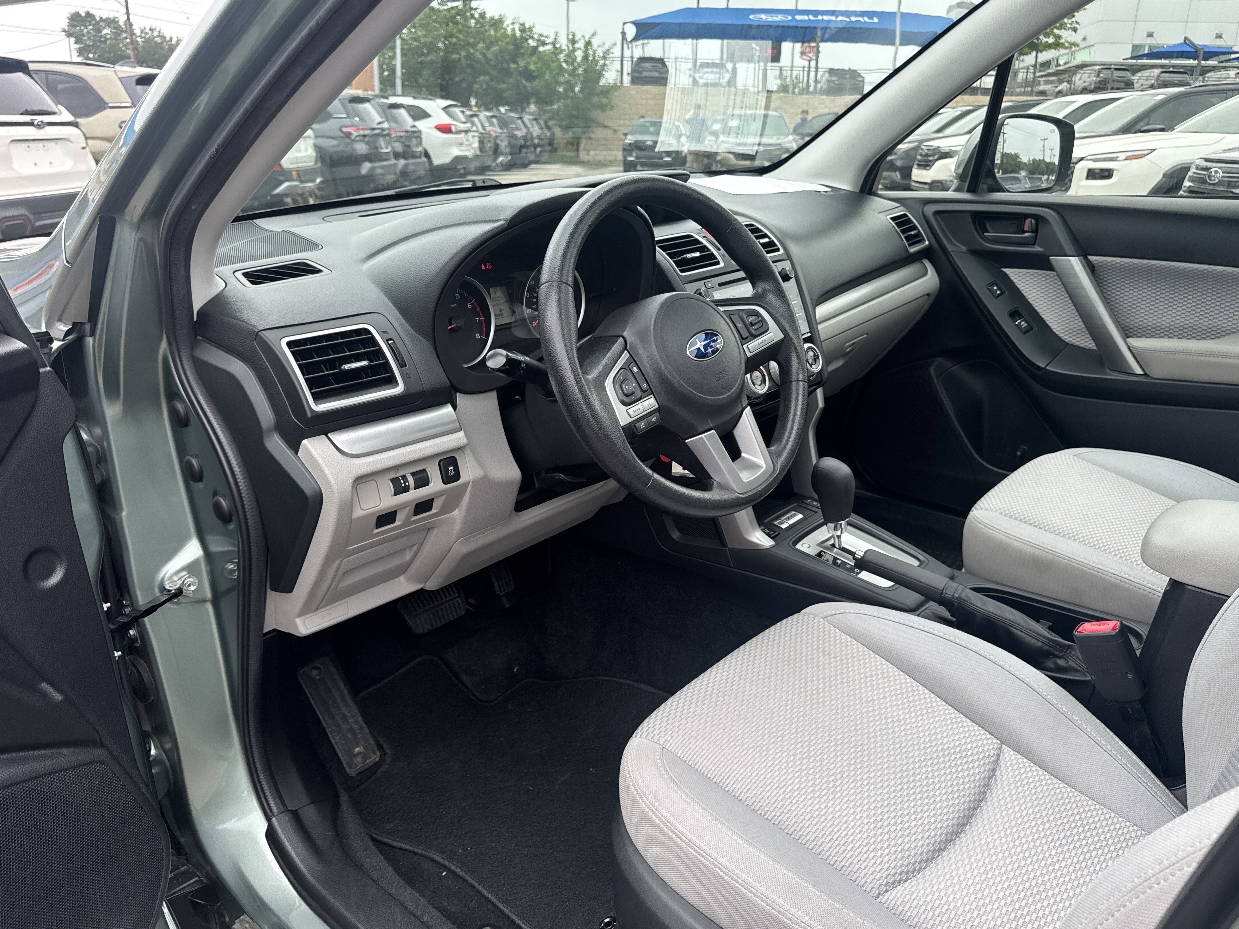 Used 2018 Subaru Forester 2.5i Premium w/ All-Weather Package AWD/4WD image 23