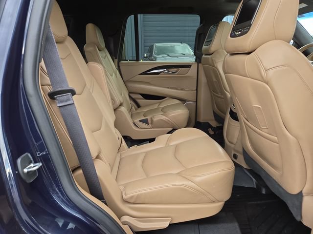 Used 2019 Cadillac Escalade Platinum AWD/4WD image 41