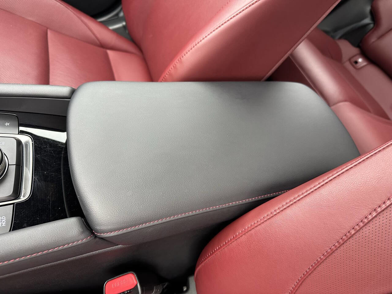 Used 2023 MAZDA MAZDA3 s image 31