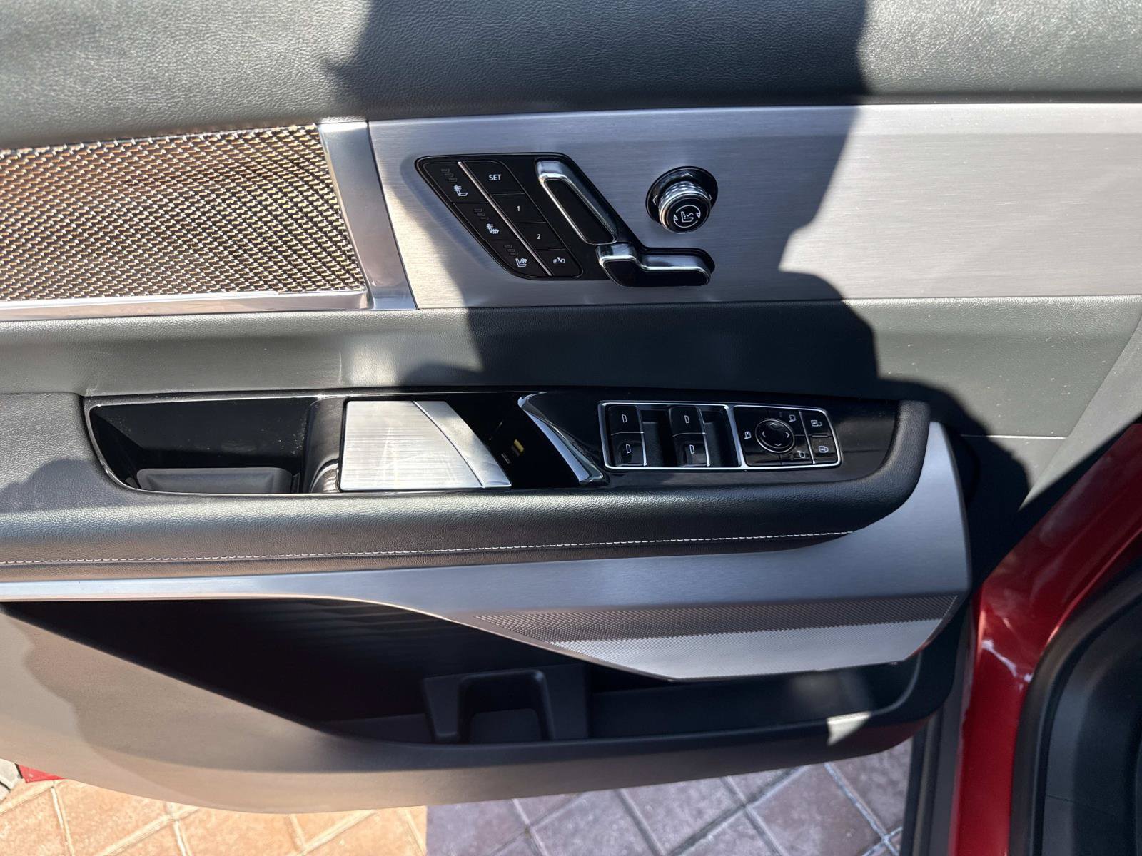 New 2026 Cadillac Vistiq Sport w/ LPO, Floor Liner Package AWD/4WD image 19