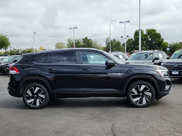New 2026 Volkswagen Atlas Cross Sport SE AWD/4WD image 2