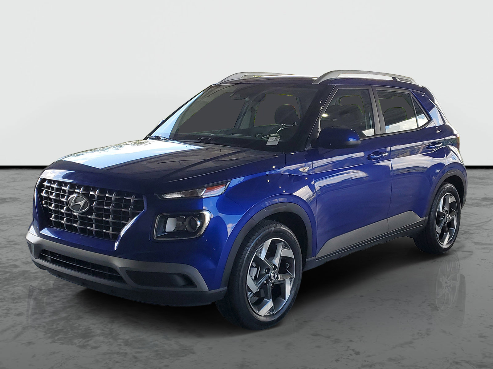 Used 2024 Hyundai Venue SEL FWD image 4