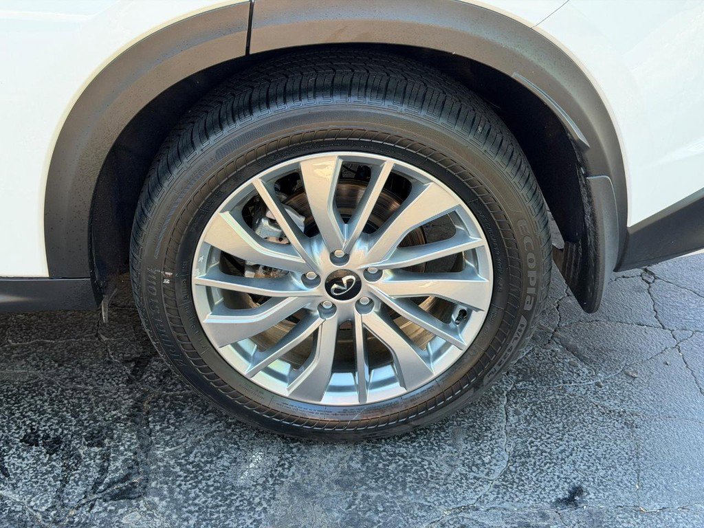Used 2025 INFINITI QX50 Pure AWD/4WD image 7