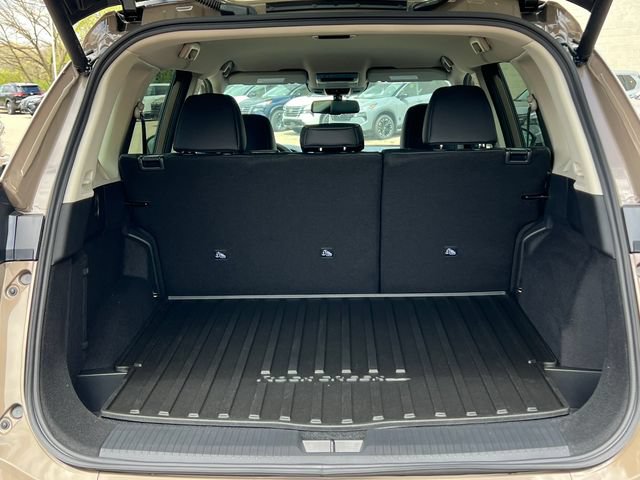 New 2026 Nissan Rogue SV w/ Rock Creek Premium Package AWD/4WD image 39