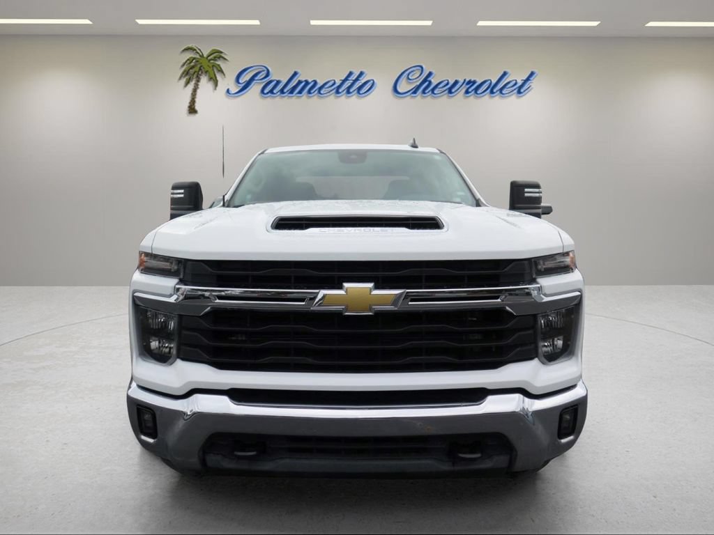Used 2025 Chevrolet Silverado 2500 LT w/ Convenience Package AWD/4WD image 7