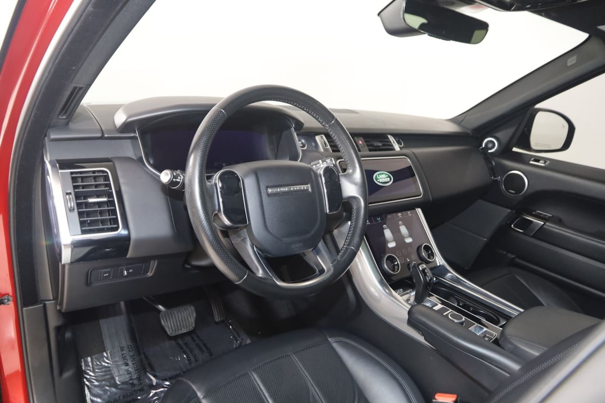 Used 2020 Land Rover Range Rover Sport HSE AWD/4WD image 32