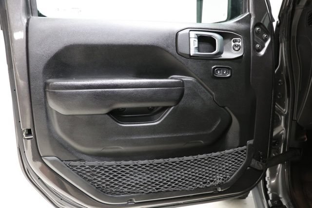 Used 2023 Jeep Wrangler Unlimited w/ Cold Weather Group AWD/4WD image 22