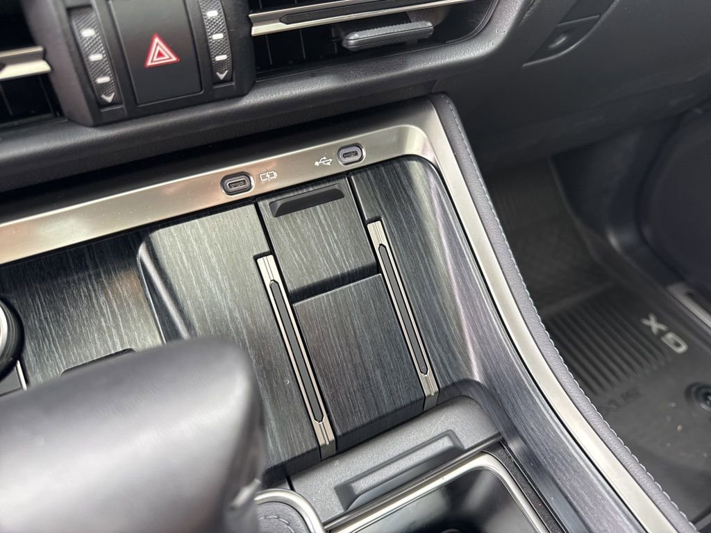 Used 2025 Lexus GX 550 w/ Cold Area Package AWD/4WD image 37