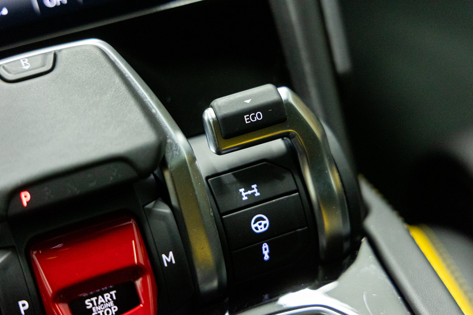 Used 2024 Lamborghini Urus S AWD/4WD image 38