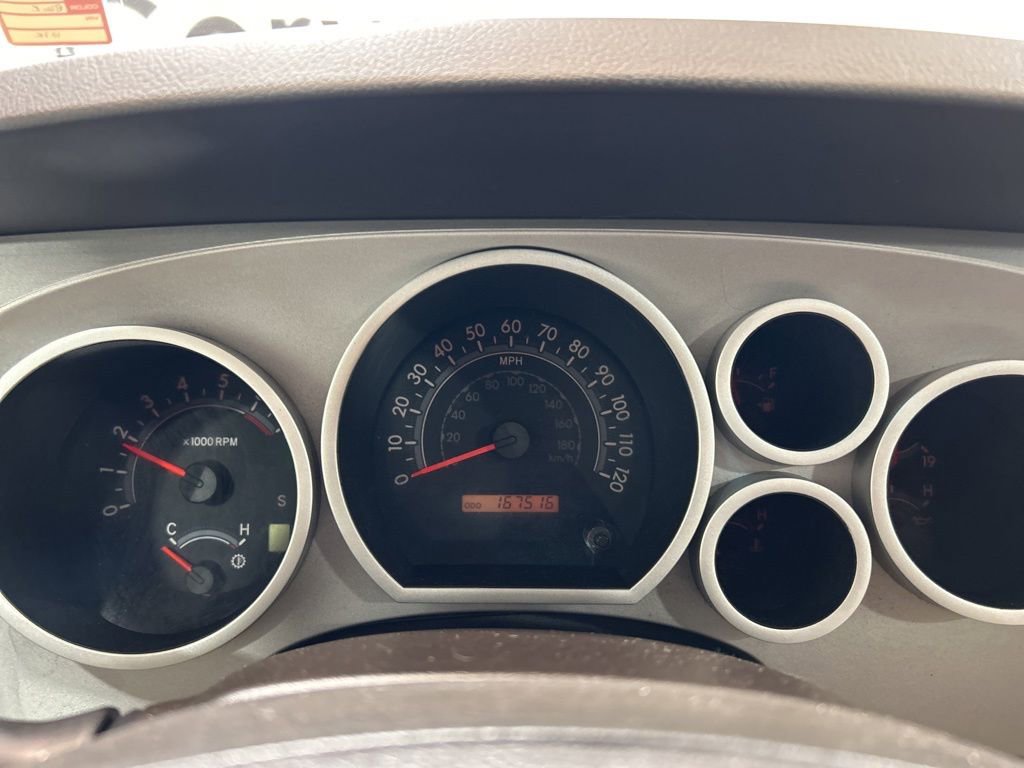 Used 2008 Toyota Sequoia SR5 RWD image 31