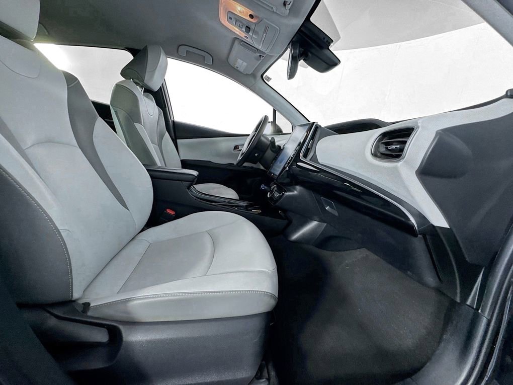 Used 2021 Toyota Prius Prime Limited image 27