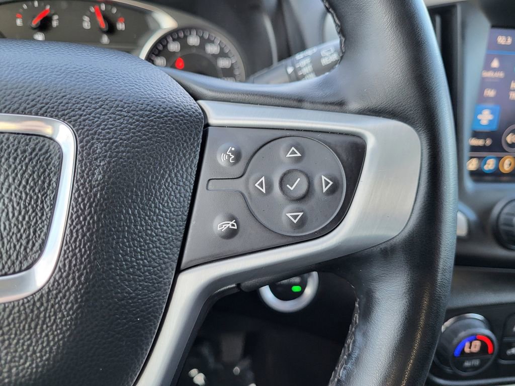 Used 2024 GMC Terrain SLT image 17