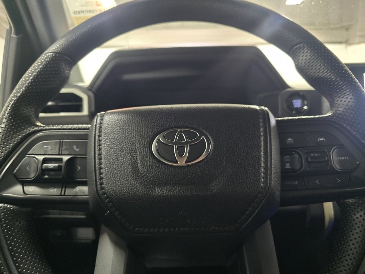 Certified 2025 Toyota Tacoma SR5 image 26