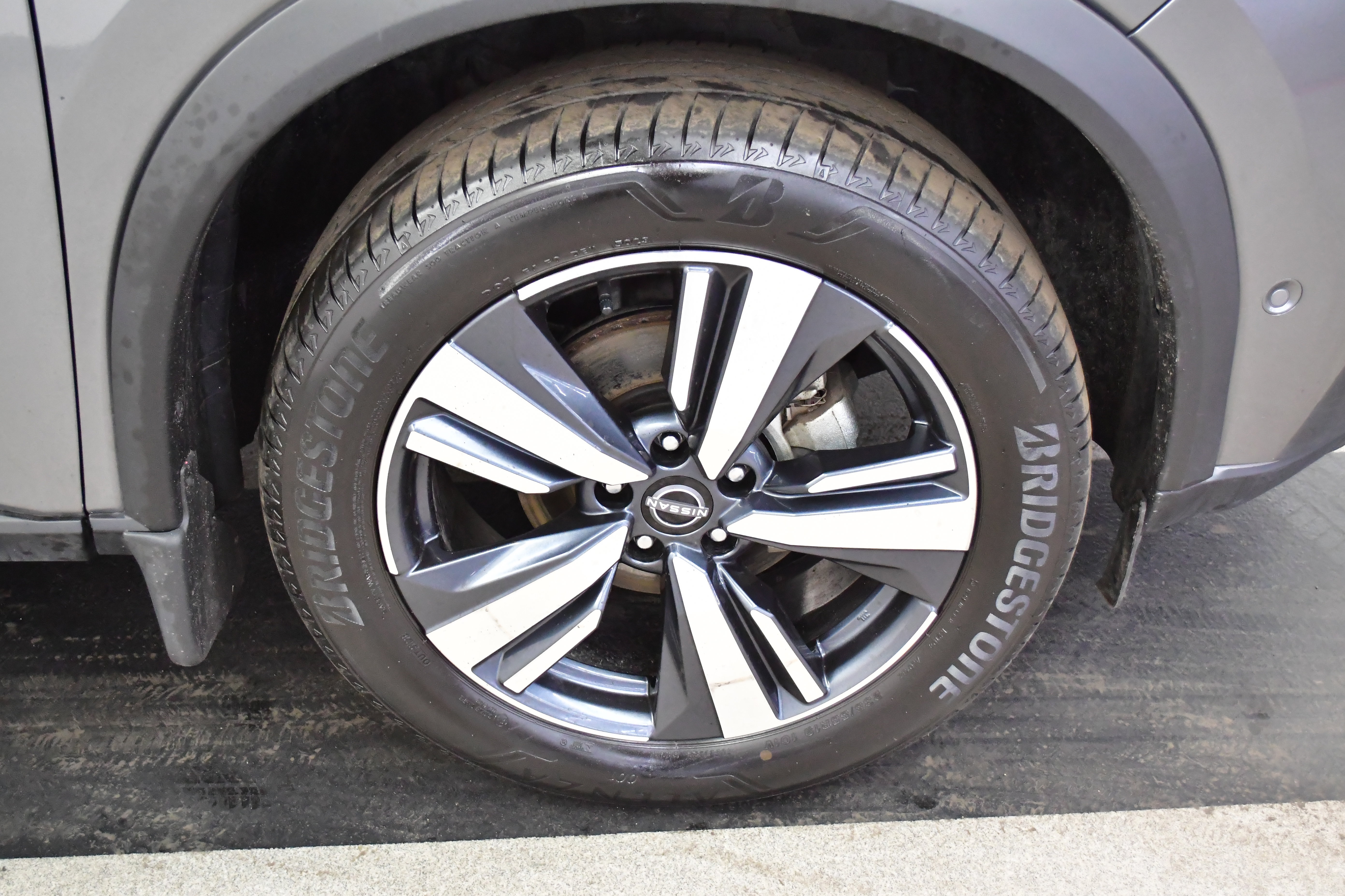 Used 2023 Nissan Rogue SL w/ SL Premium Package image 68