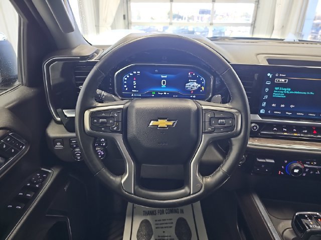 Used 2023 Chevrolet Silverado 1500 LTZ w/ LTZ Premium Package AWD/4WD image 14