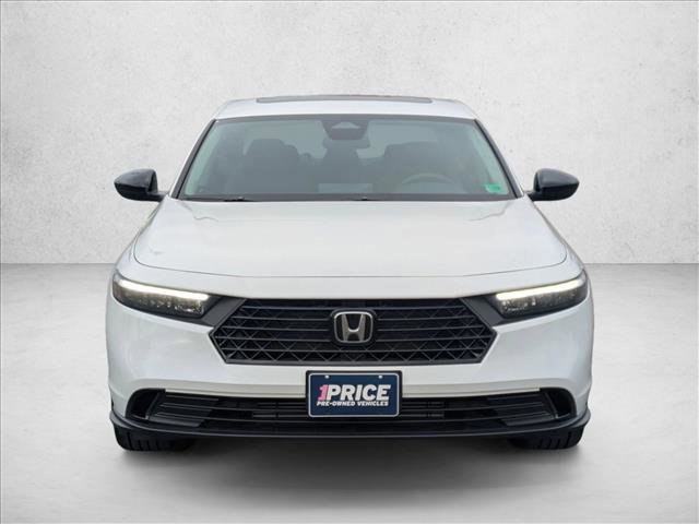 Certified 2025 Honda Accord SE image 2