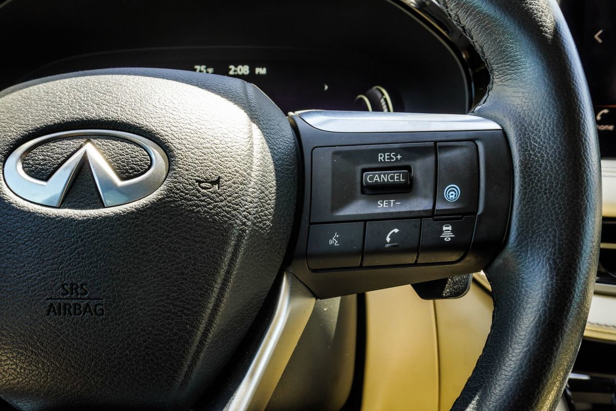 Used 2023 INFINITI QX60 Luxe w/ Performance Audio Package image 44