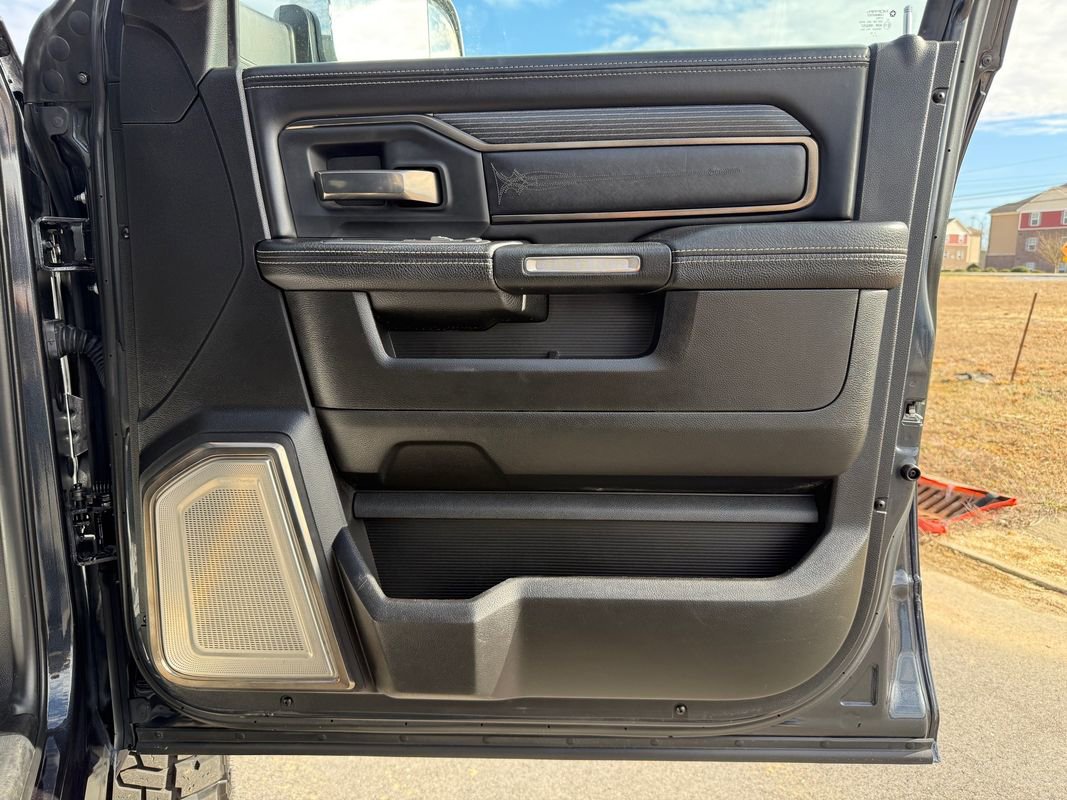 Used 2019 RAM 2500 Limited image 21