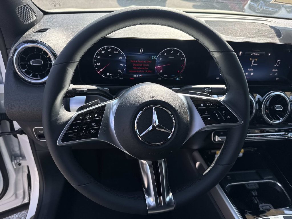 Used 2026 Mercedes-Benz GLB 250 image 10