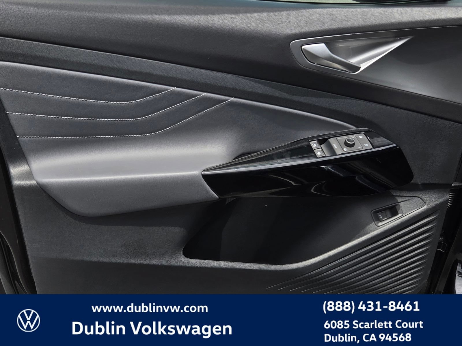 Used 2023 Volkswagen ID.4 Pro S RWD image 10