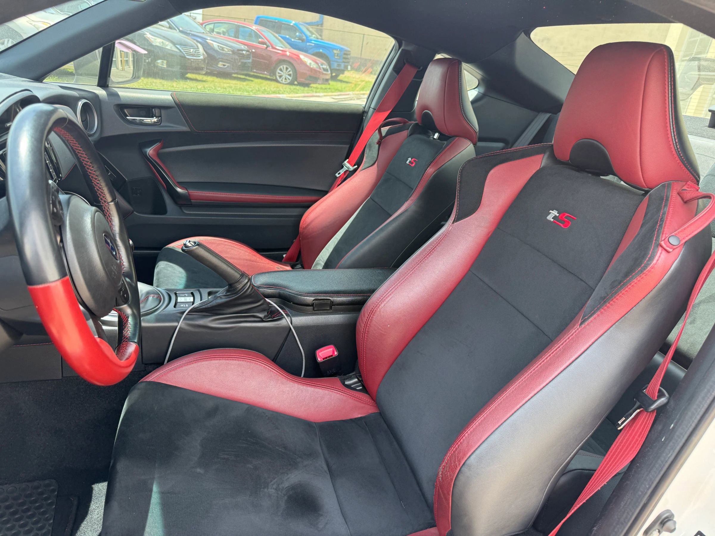 Used 2018 Subaru BRZ tS w/ Popular Package #3 RWD image 29