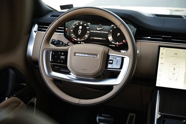 New 2026 Land Rover Range Rover Long Wheelbase SE image 36