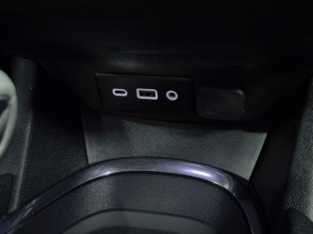 Used 2024 Chevrolet Malibu LT FWD image 34