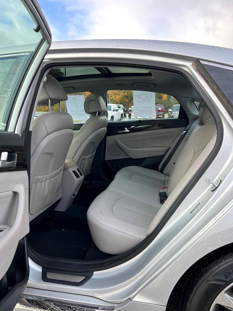 Used 2016 Hyundai Sonata Limited w/ Option Group 04 image 11