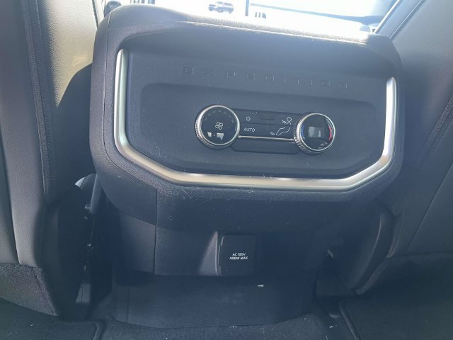 New 2026 Ford Expedition Active AWD/4WD image 10