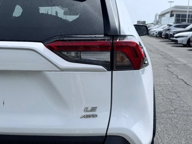Used 2023 Toyota RAV4 LE AWD/4WD image 8