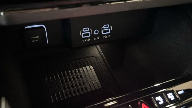 New 2026 Jeep Grand Wagoneer 4WD image 22