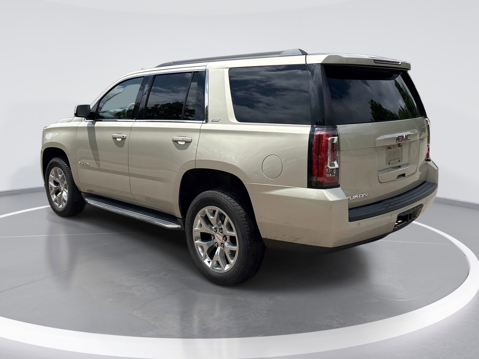 Used 2015 GMC Yukon SLT AWD/4WD image 6